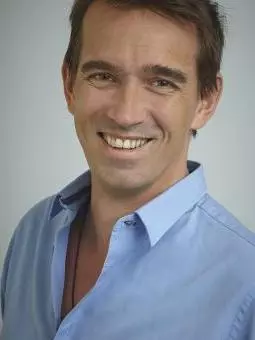 Dr Peter Frankopan