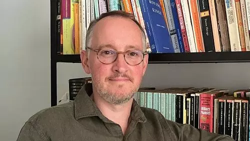 Dr Alan Strathern
