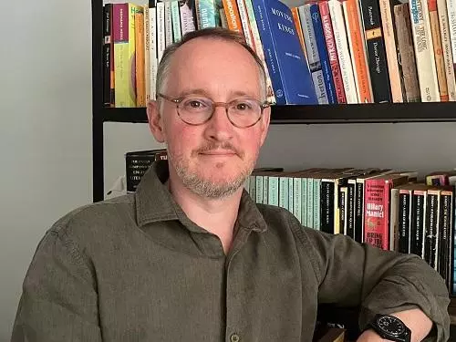 Dr Alan Strathern