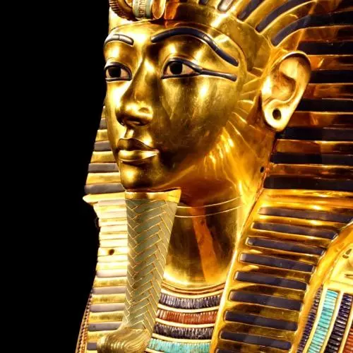 ancient death mask egypt 33571