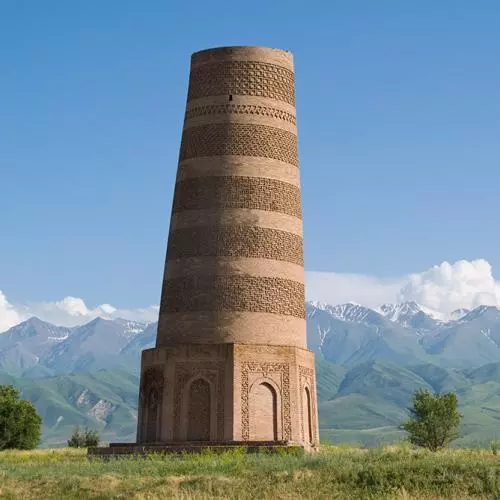 Burana Tower by Evgeni Zotov CC BY-NC-ND 2.0